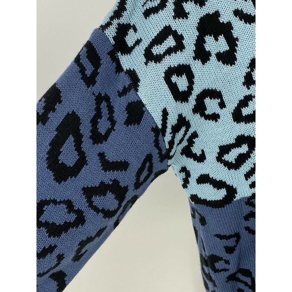 NWT Allie and Rob Animal Print Blue Sweater Petite XL 3 Quarter Sleeves - Picture 7 of 12